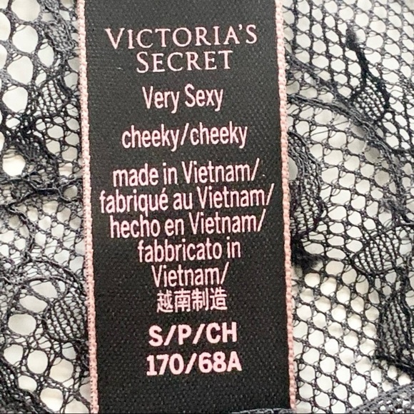 Victoria’s Secret Cheeky Panty Small New - Picture 4 of 5